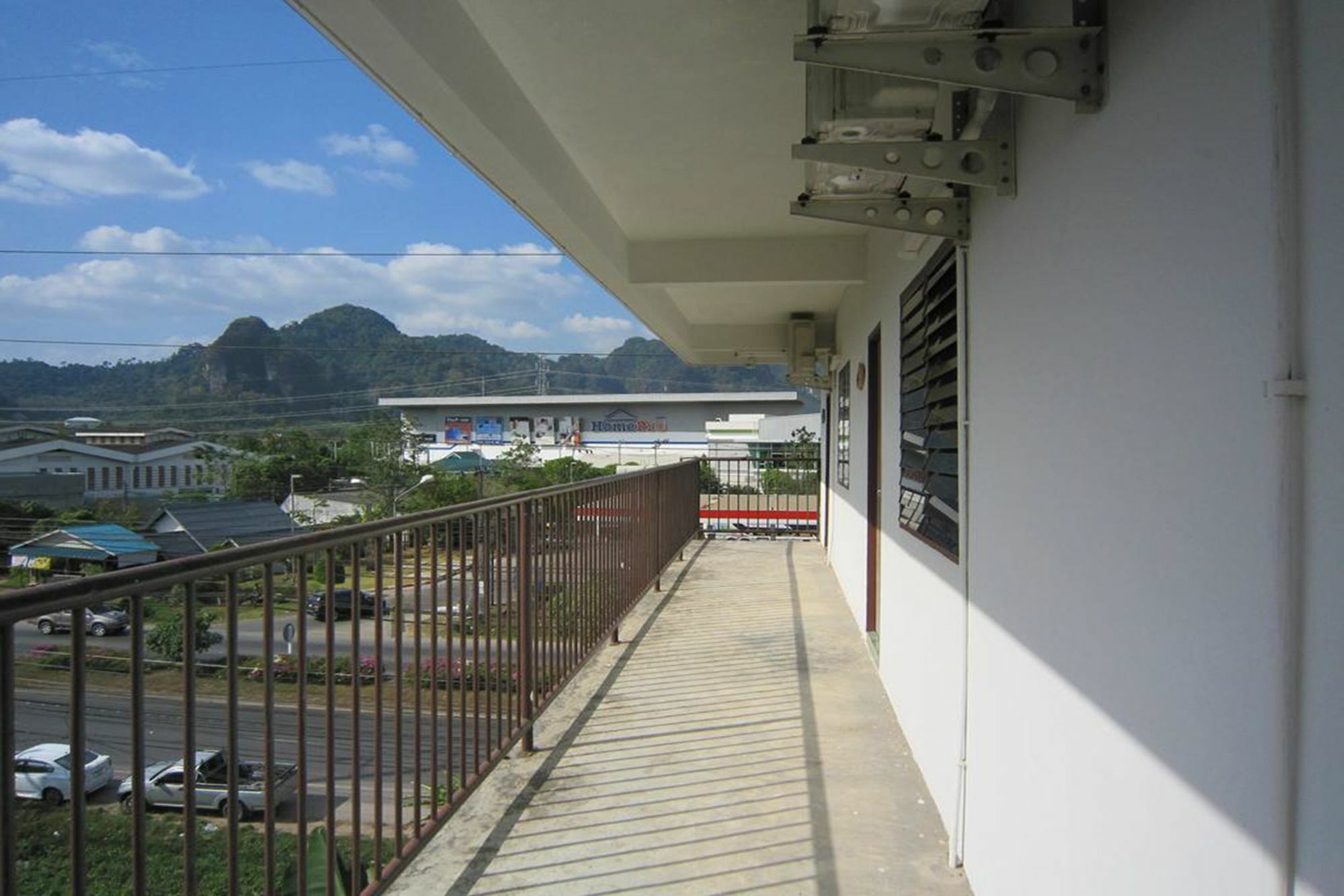 Run'S Bed & Breakfast Krabi town Екстериор снимка